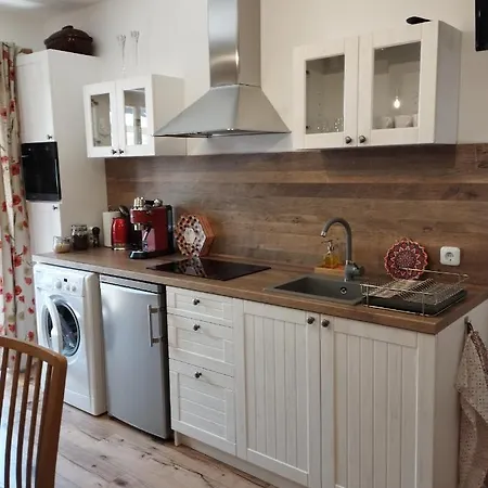 Liliomfa * Szigliget