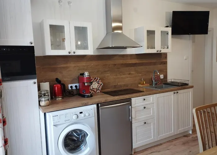 Liliomfa Apartment Szigliget